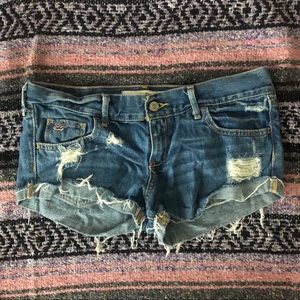Hollister beachy shorts